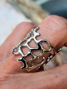Madewell Jewelry Big Coral Ring Excellent quality Hypoallergenic Surgical Steel